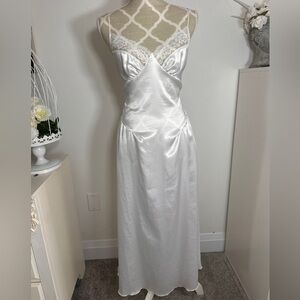 Elegant White Satin Chemise